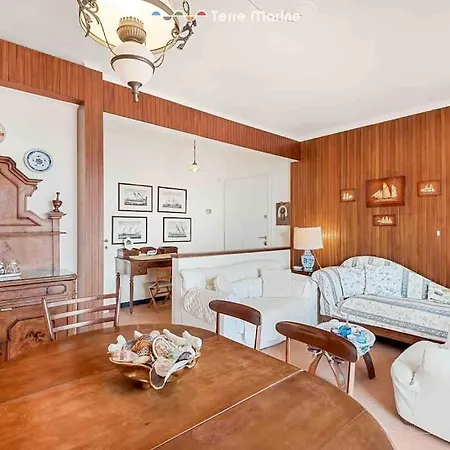 Terrazza Paradiso, Terremarine مونتيروسّو ال ماري