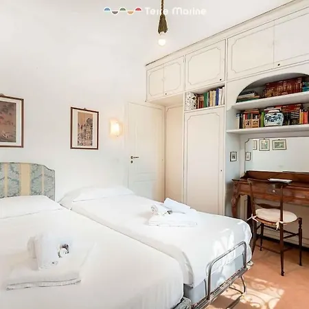 Terrazza Paradiso, Terremarine * مونتيروسّو ال ماري