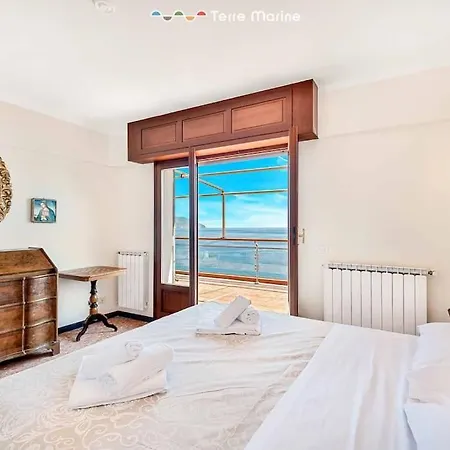 Terrazza Paradiso, Terremarine * מונטרוסו אל מארה